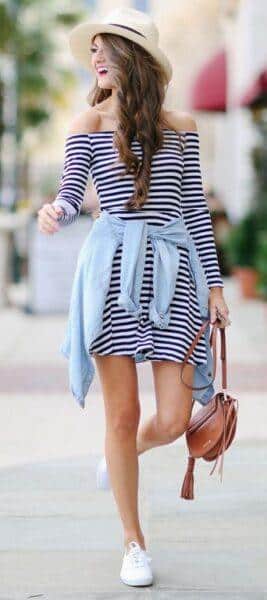 how to wear striped dress