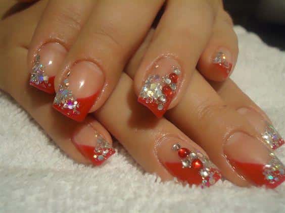 red nails with rhinestones