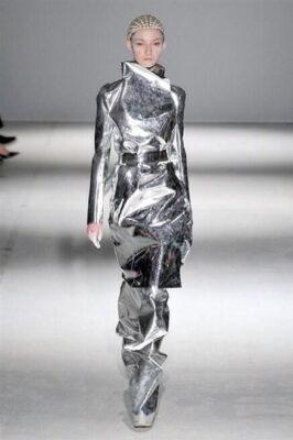 Silver Metallic Clothes: Fashion Trend 2022