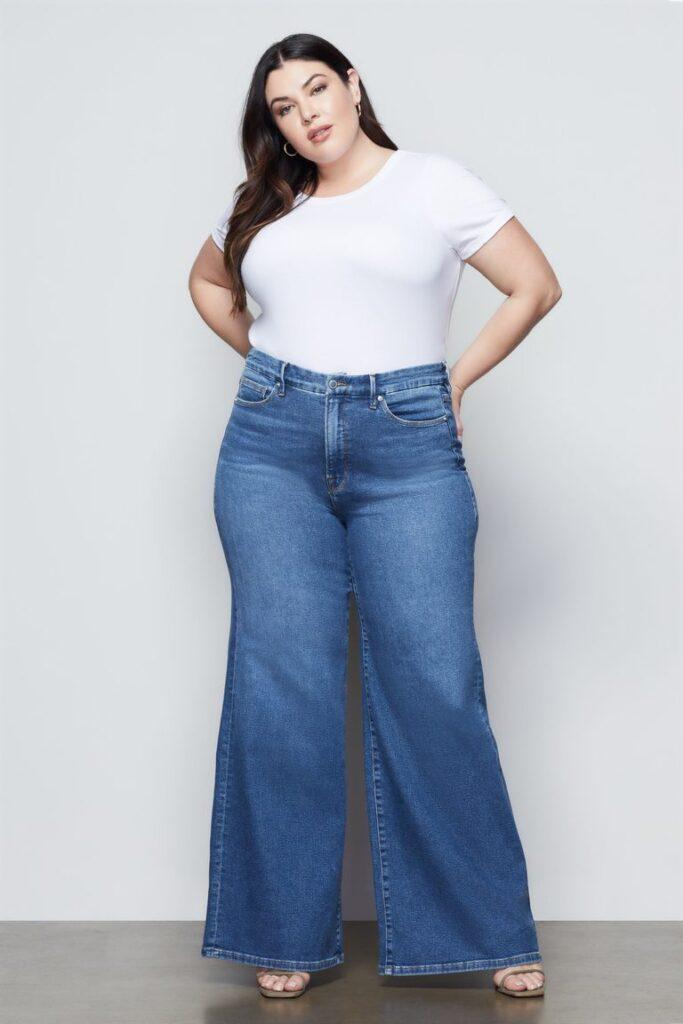 Wide-Leg Jeans for Plus-Size Women