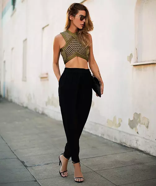 crop top for hourglass body shape